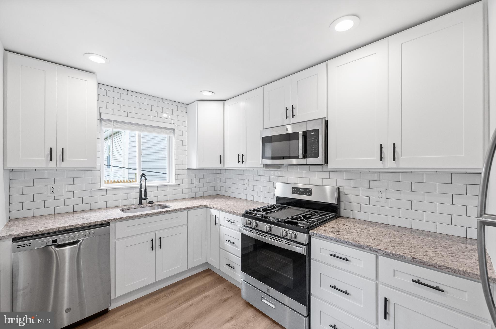 4578 Mitchell Street Philadelphia, PA 19128 - Photo 9 of 29