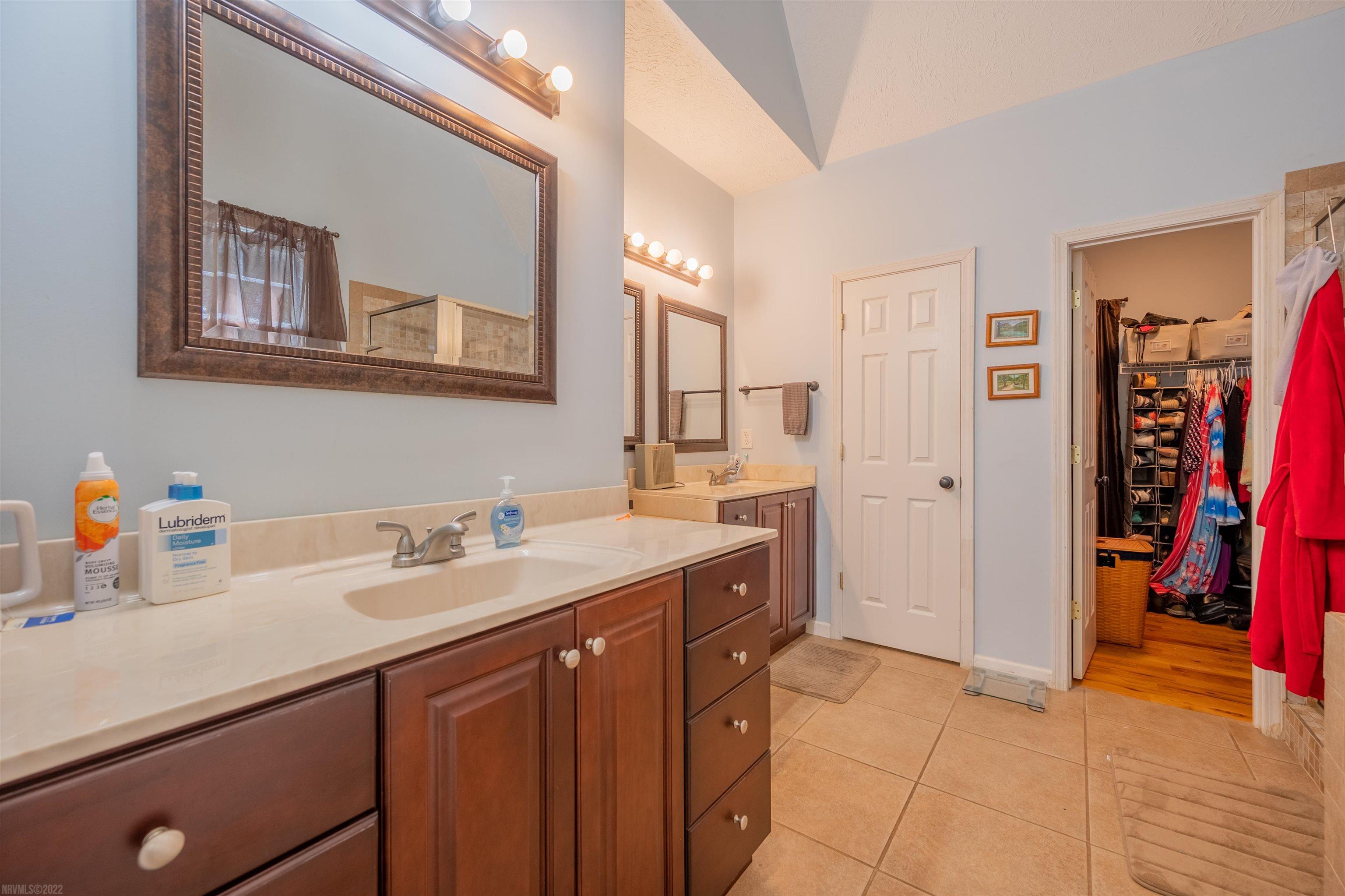 315 Horseshoe Farm Road Pembroke, VA 24136 - Photo 27 of 76 Gallery Image 27