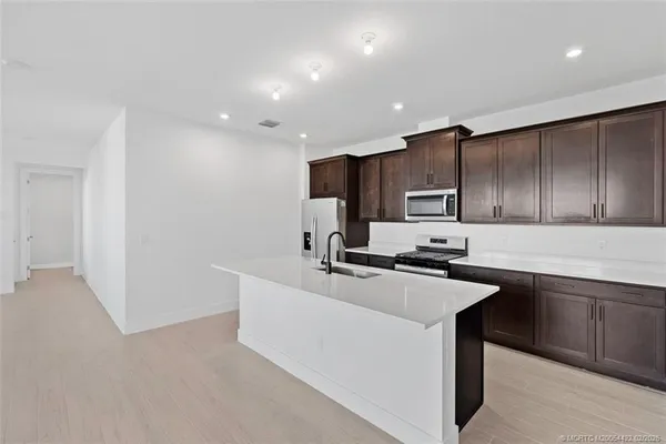 $3,300 | 823 Southwest Prairie Avenue, Palm City, FL 34990