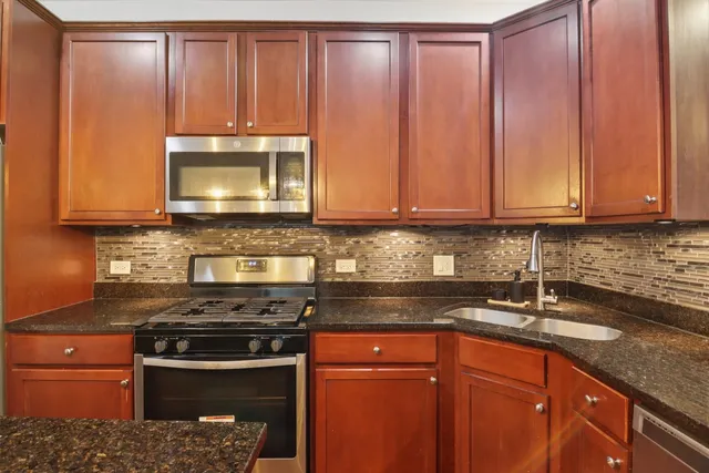 $269,900 | 4145 South Wabash Avenue, Unit 1N, Chicago, IL 60653