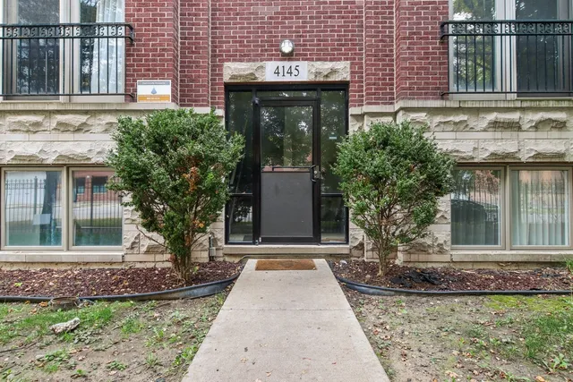 $269,900 | 4145 South Wabash Avenue, Unit 1N, Chicago, IL 60653