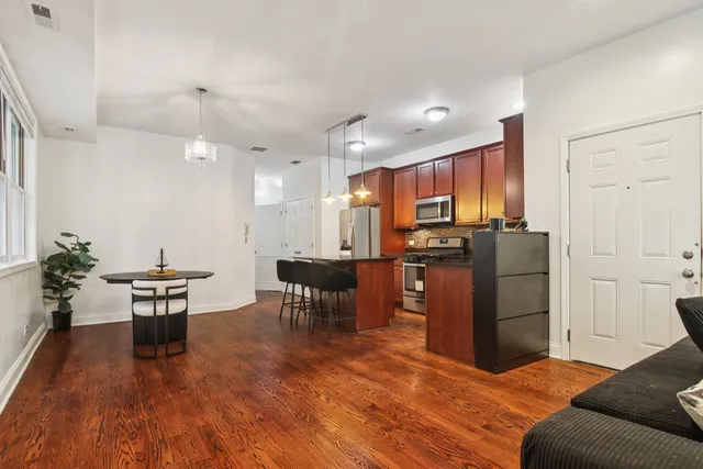 $269,900 | 4145 South Wabash Avenue, Unit 1N, Chicago, IL 60653