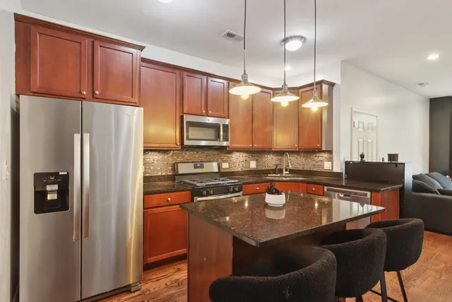 $269,900 | 4145 South Wabash Avenue, Unit 1N, Chicago, IL 60653