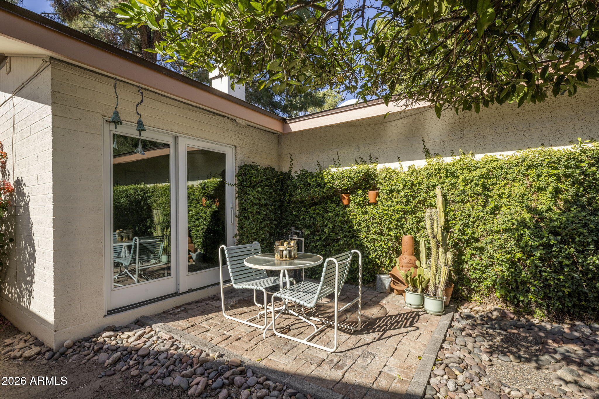 3611 North 53rd Street Phoenix, AZ 85018 - Photo 29 of 43 Office Patio
