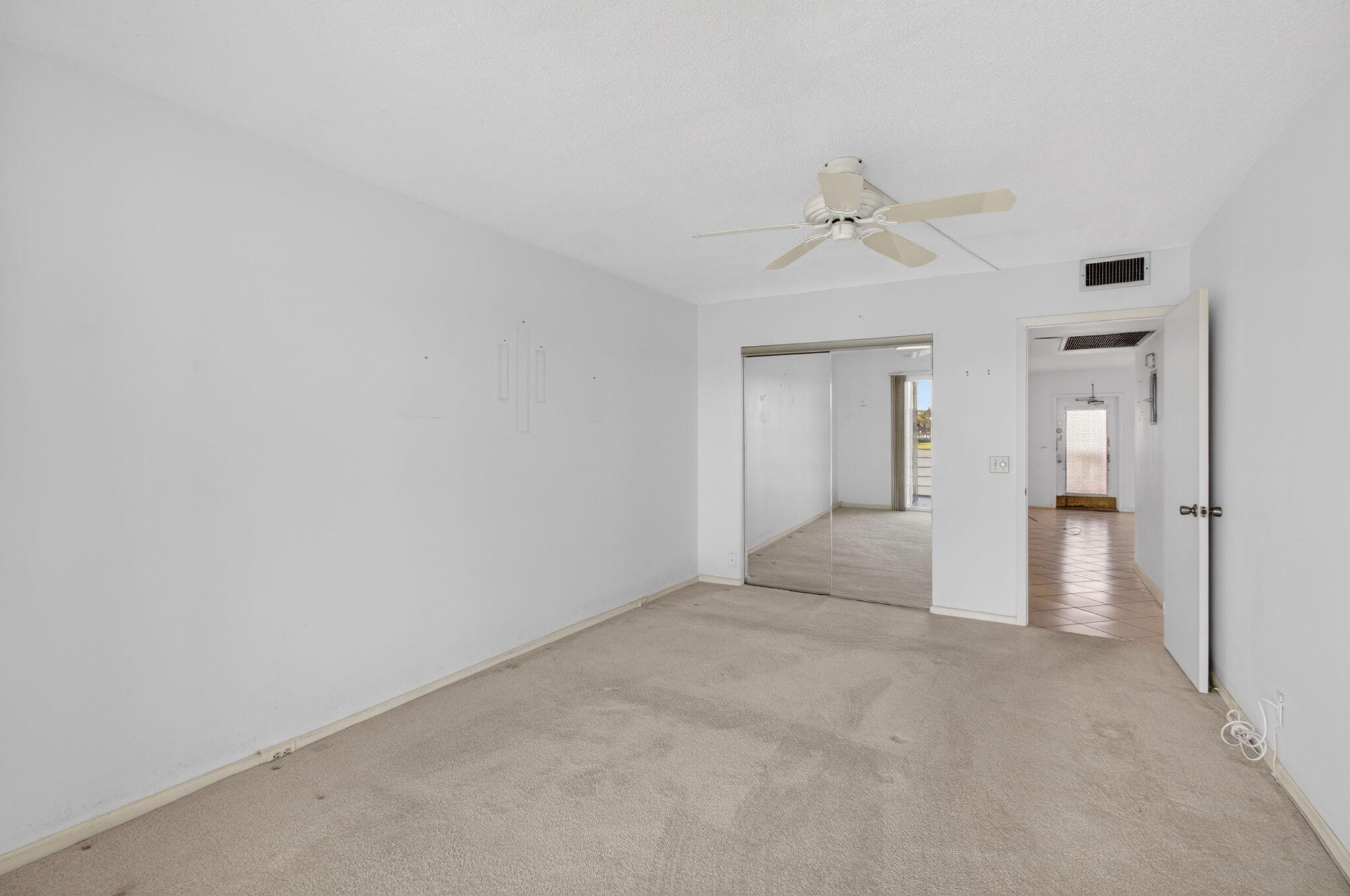 4059 Guildford East Boca Raton, FL 33434 - Photo 36 of 101 43-web-or-mls-DSC_8190
