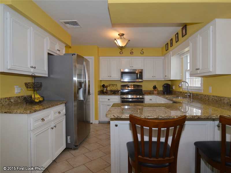45 Robin Road Portsmouth, RI 02871 - Photo 7 of 23 Other.