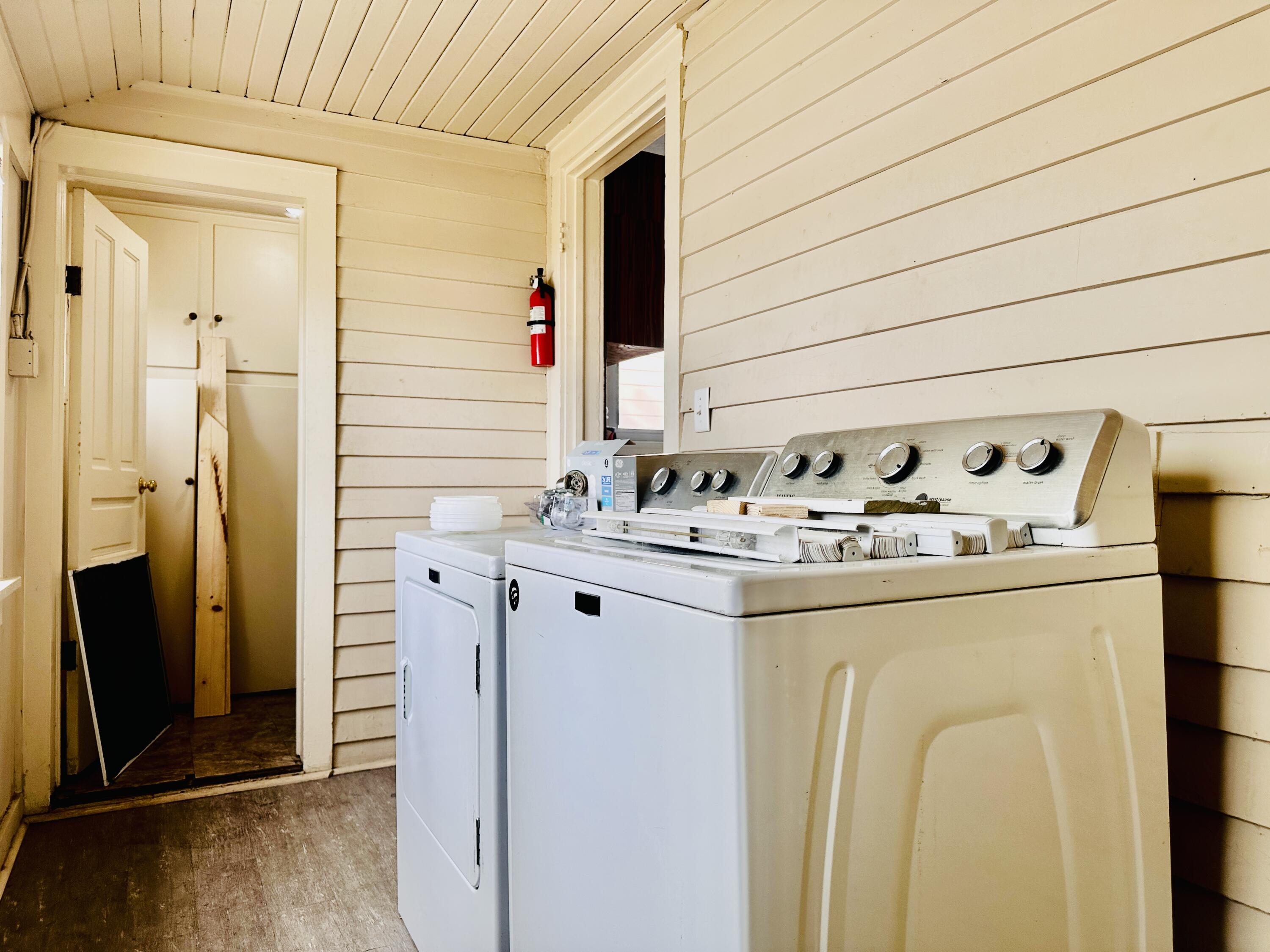 823 Reed Avenue Kalamazoo, MI 49001 - Photo 24 of 25 15DE79A4-A801-4F41-A893-6CC08DD5901A