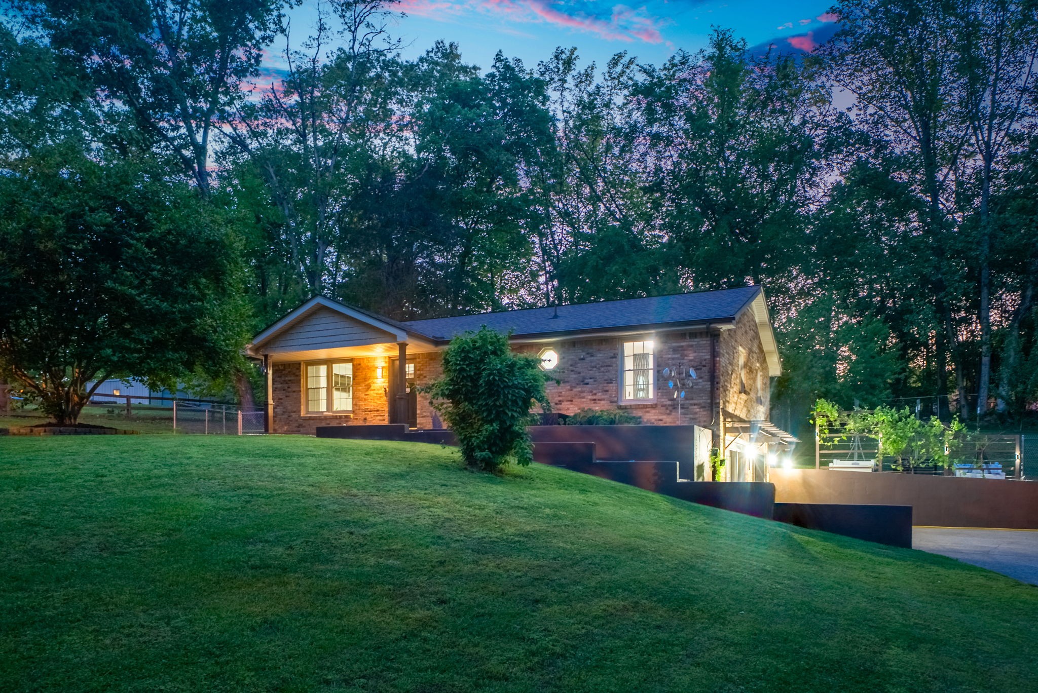 624 Bryan Road Clarksville, TN 37043 - Photo 1 of 48 Gallery Image 1