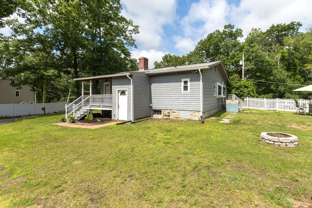52 Ossamequin Road Billerica, MA 01821 - Photo 15 of 18 Gallery Image 15