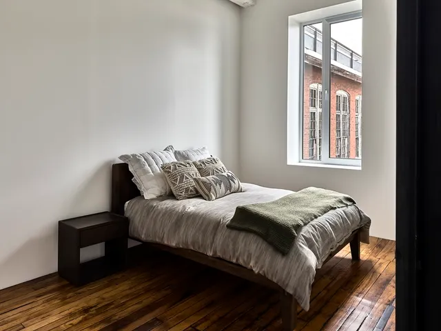 $2,400 | 520 State Road, Unit 205, North Adams, MA 01247