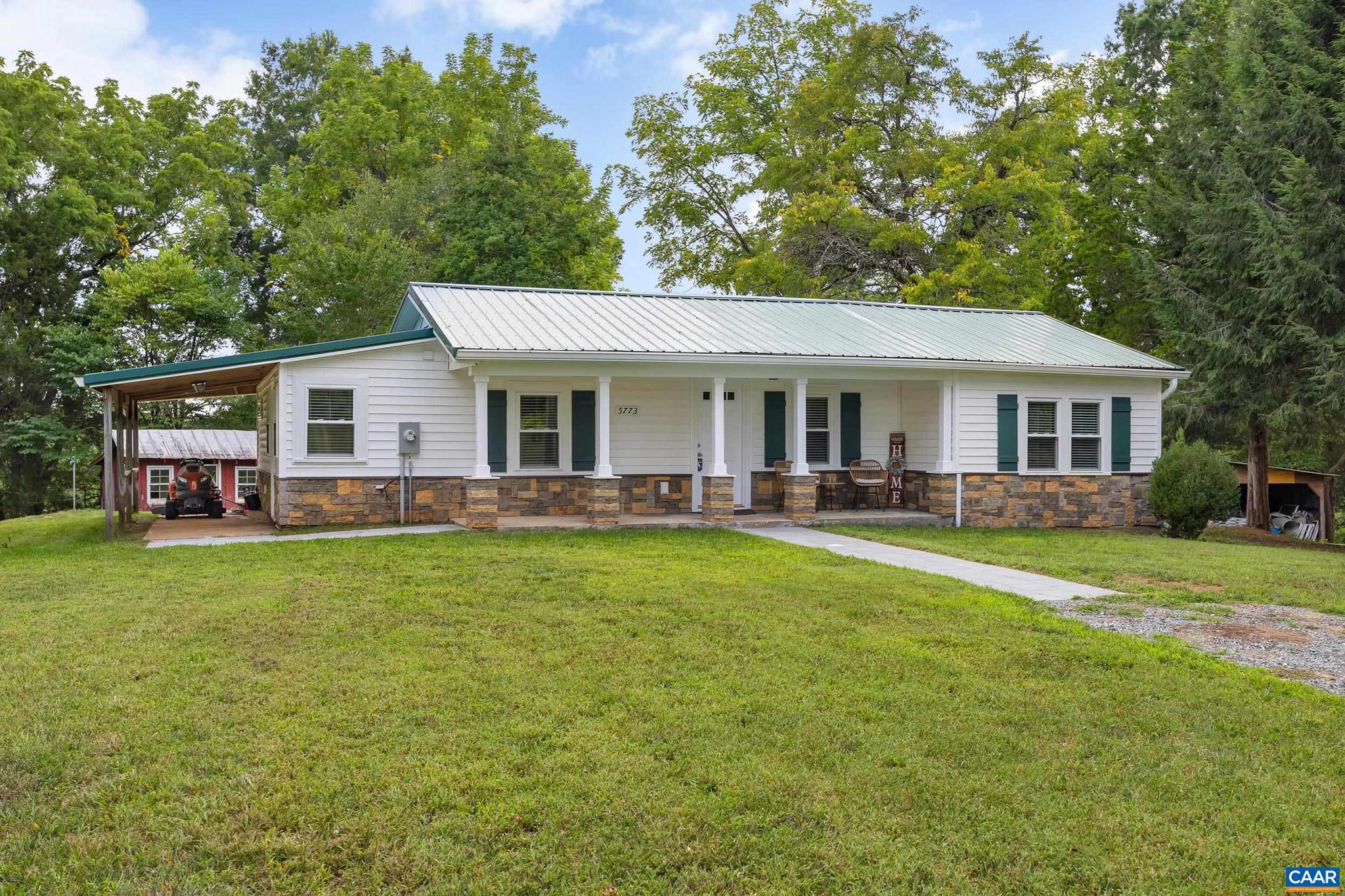 5773 Community House Road Columbia, VA 23038 - Photo 1 of 32
