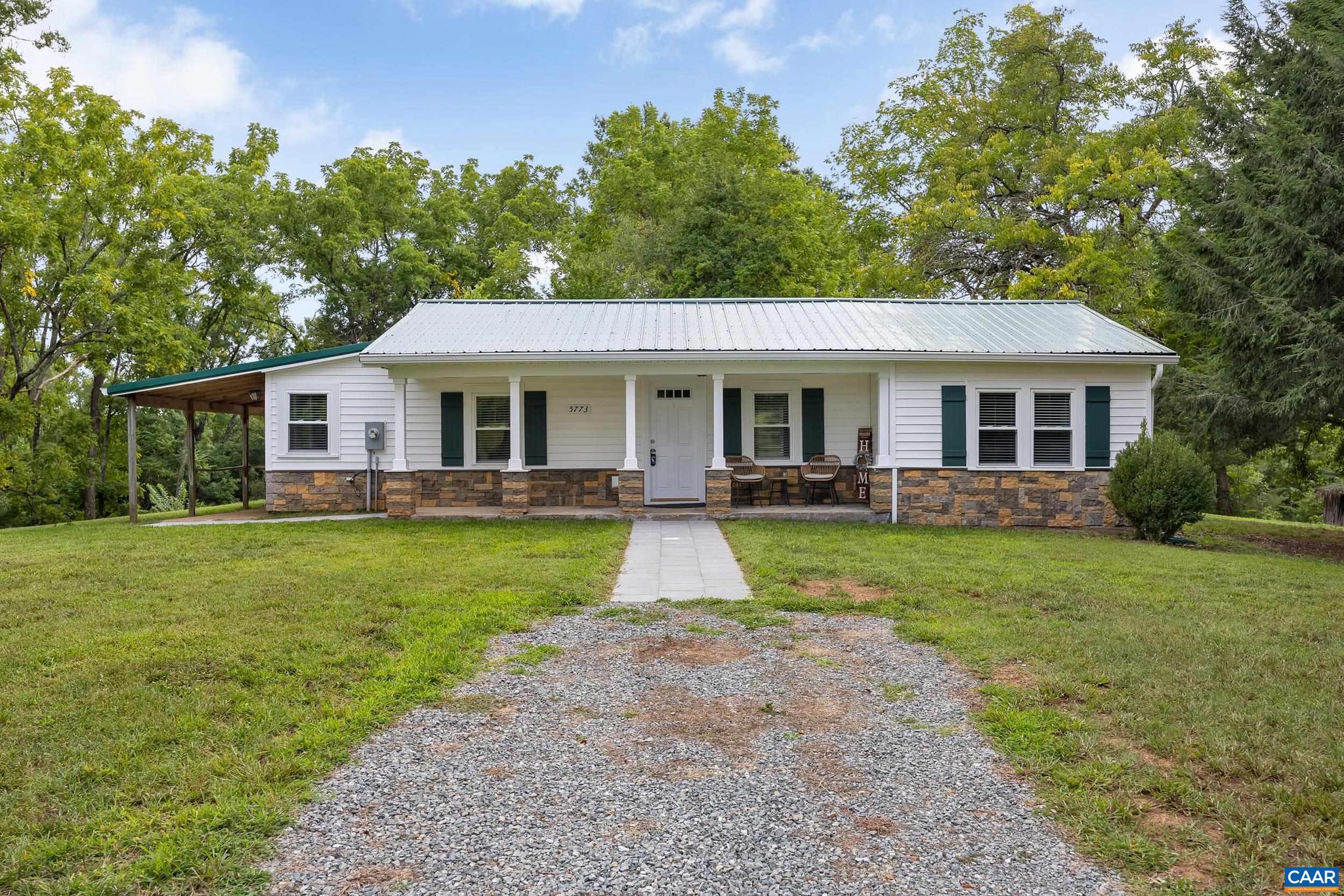 5773 Community House Road Columbia, VA 23038 - Photo 2 of 32