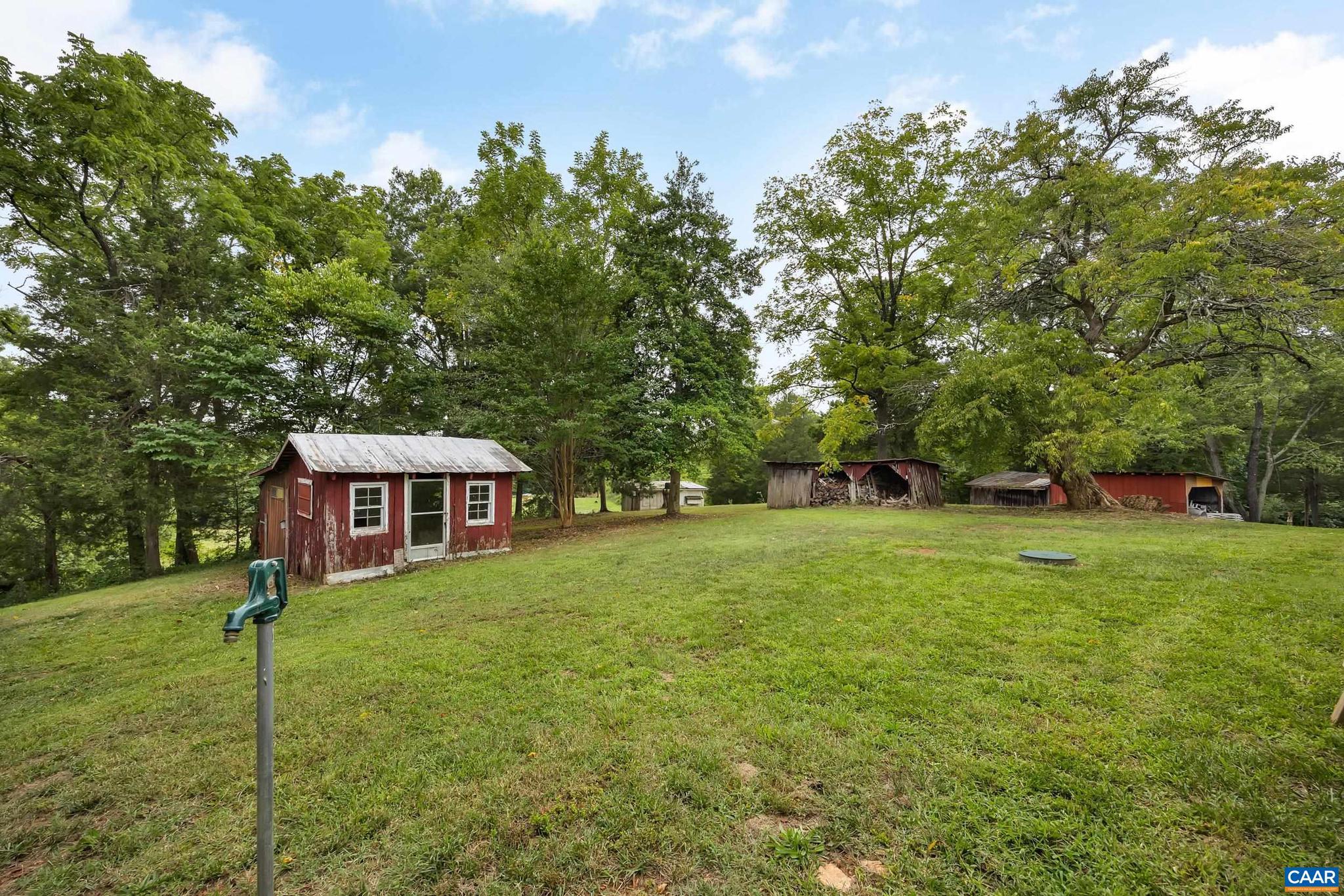 5773 Community House Road Columbia, VA 23038 - Photo 23 of 32
