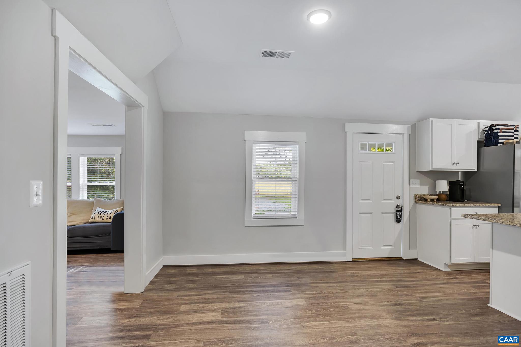 5773 Community House Road Columbia, VA 23038 - Photo 8 of 32