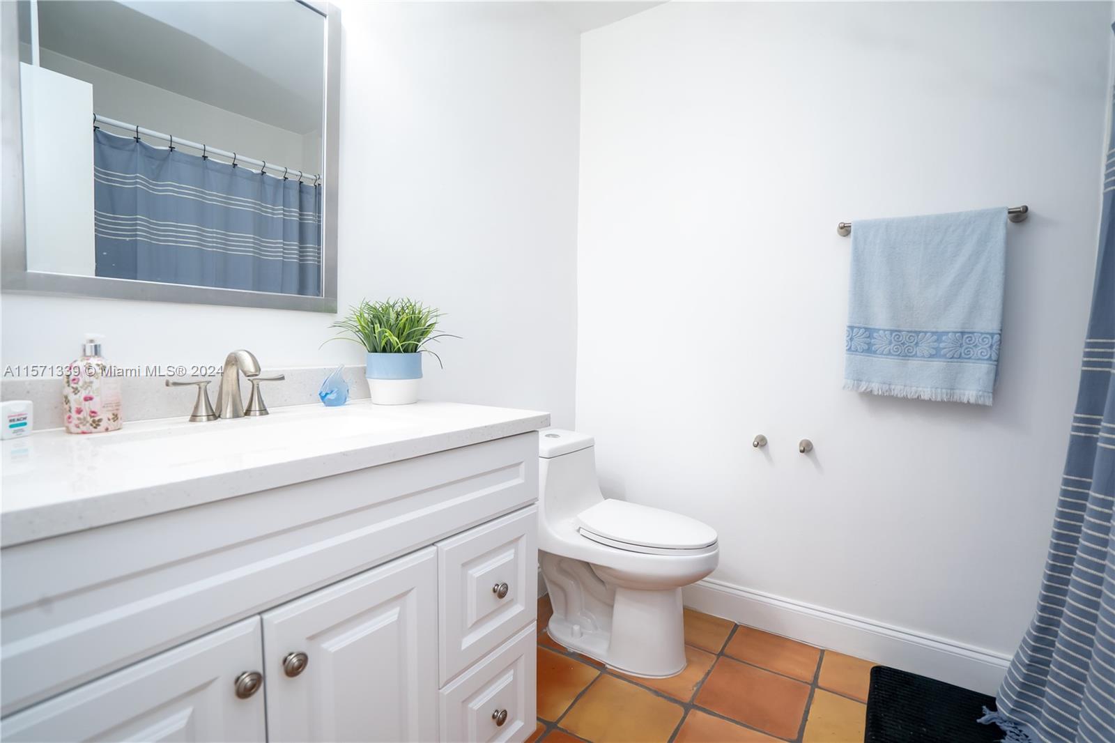 3301 Raleigh Street, Unit 4F Hollywood, FL 33021 - Photo 14 of 25 Gallery Image 14