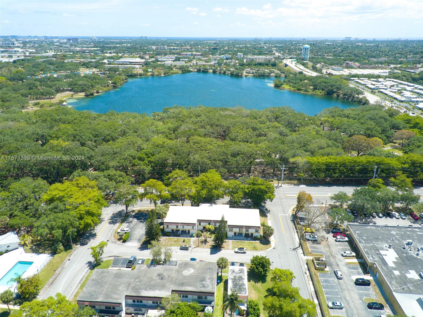 3301 Raleigh Street, Unit 4F Hollywood, FL 33021 - Photo 23 of 25 Gallery Image 23
