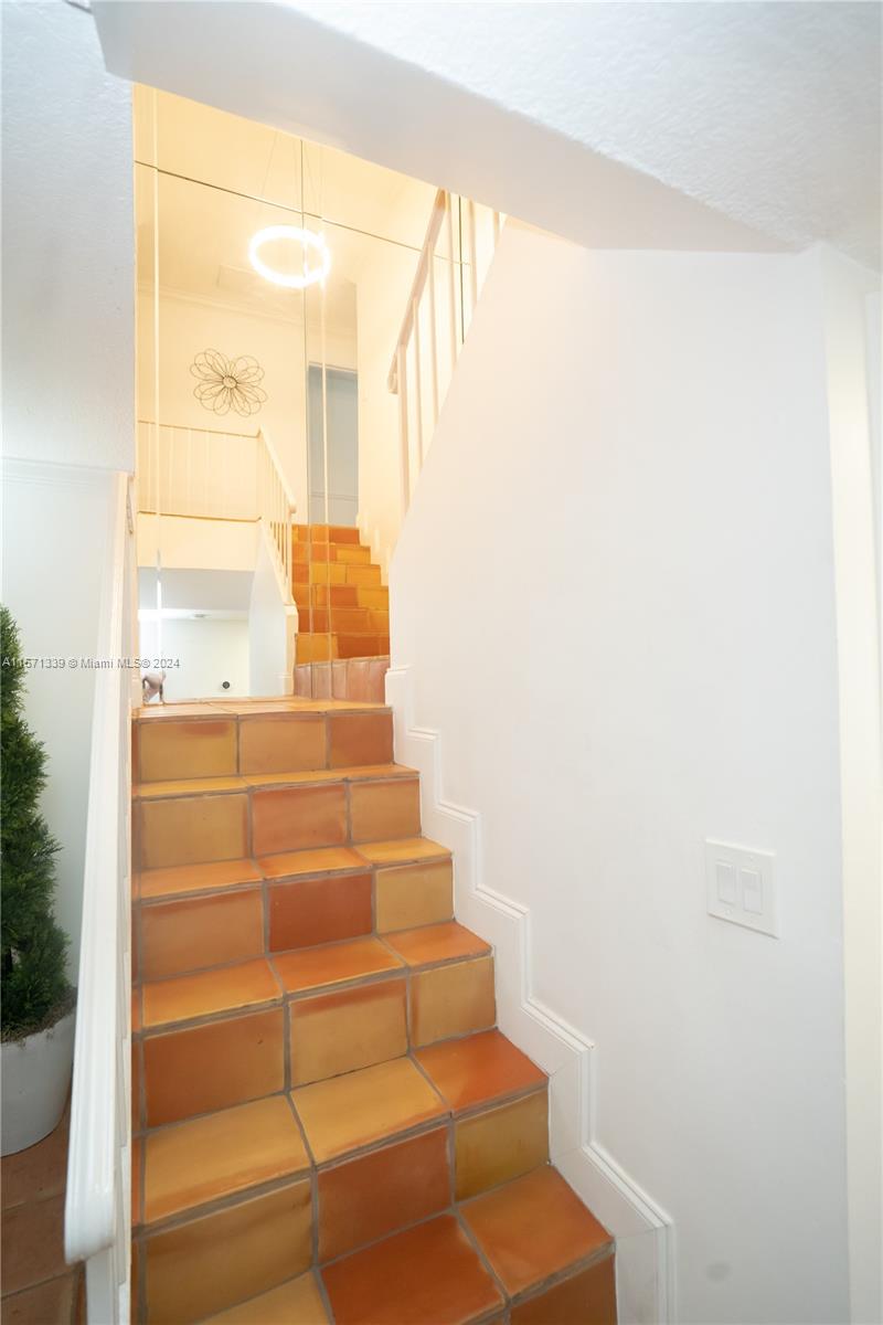 3301 Raleigh Street, Unit 4F Hollywood, FL 33021 - Photo 10 of 25 Gallery Image 10