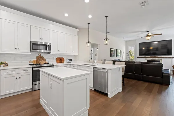 $1,000,000 | 11208 Ledgement Lane, Windermere, FL 34786