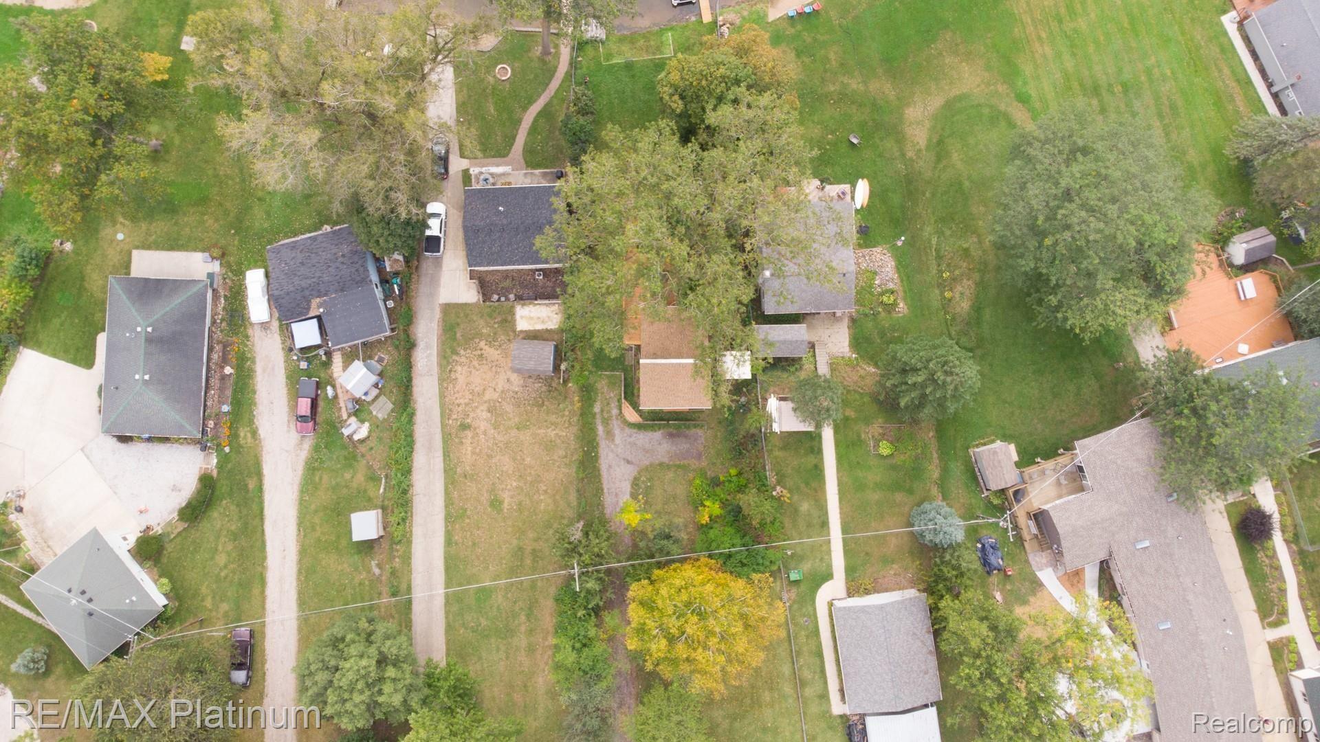2517 Rubbins Road Howell, MI 48843 - Photo 31 of 31 020__18.jpg