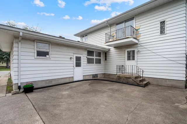 a view of a house with a patio