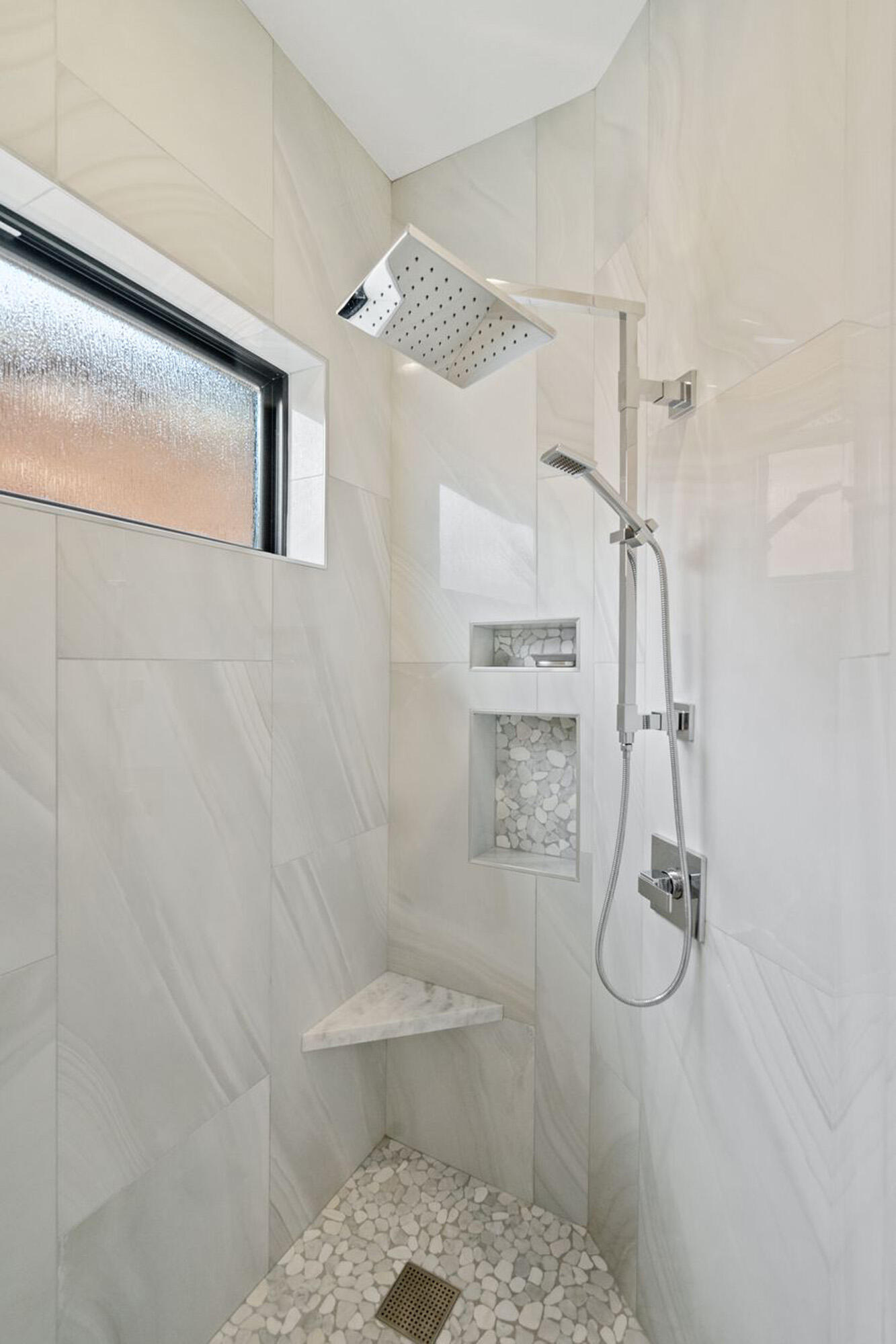 2829 South 3200 West Hurricane, UT 84737 - Photo 98 of 115 RV Master Shower