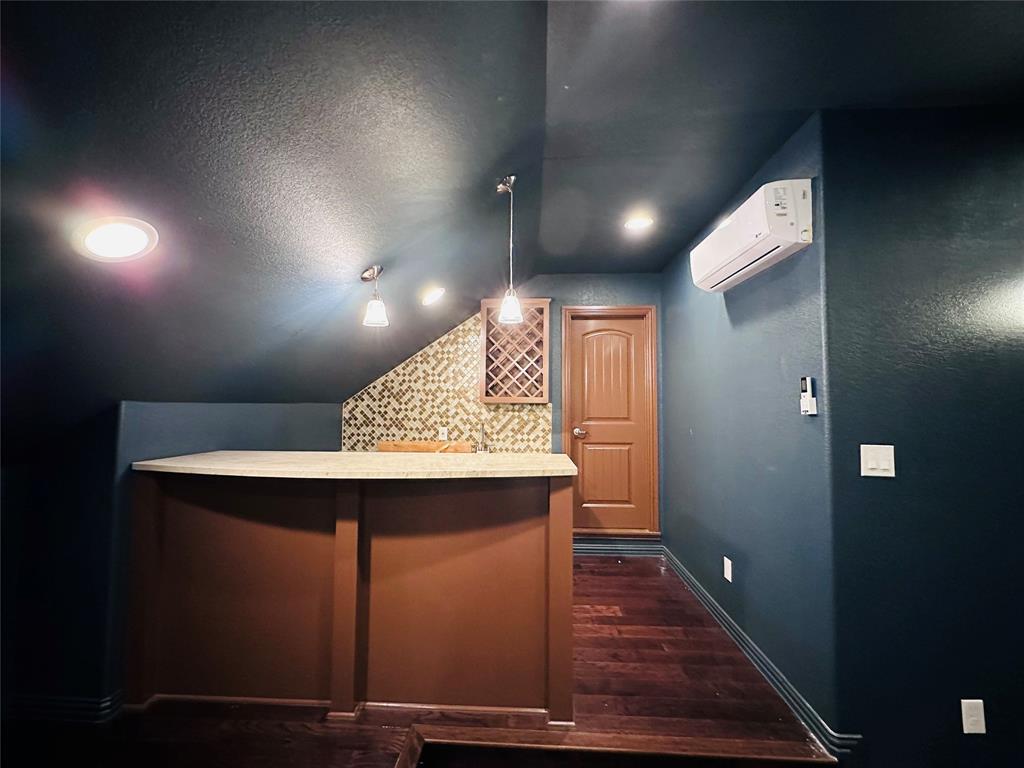 6688 Excelsior Place Frisco, TX 75035 - Photo 30 of 37 a view of a hallway with seating area