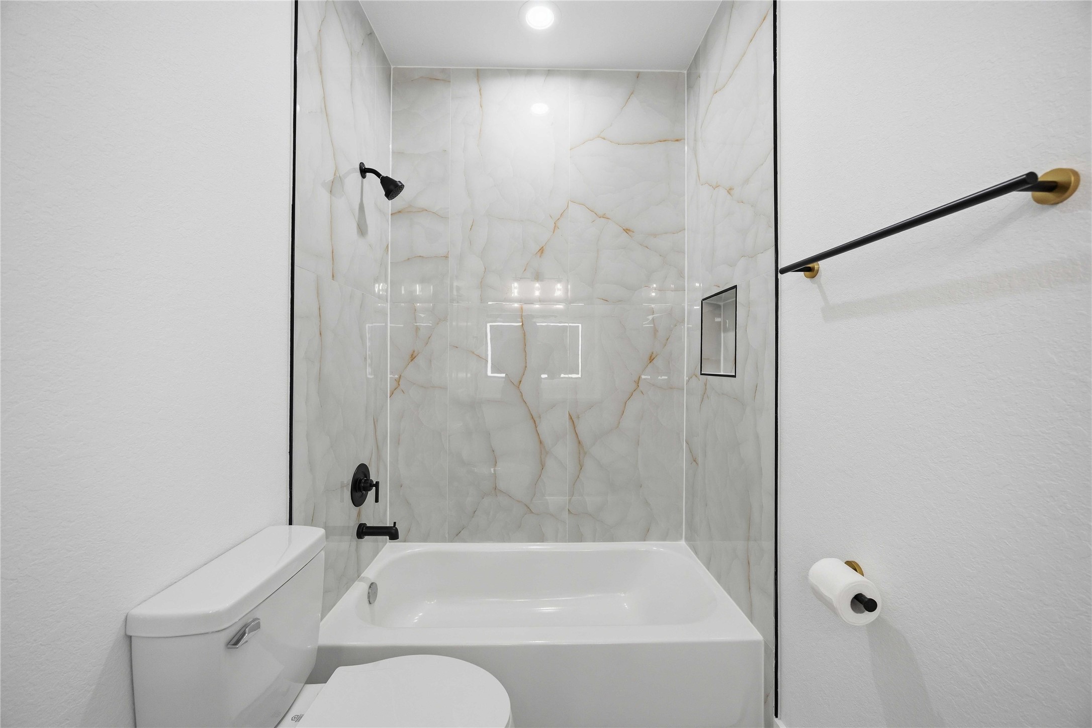 8531 Rinn Street, Unit A Houston, TX 77078 - Photo 12 of 30
