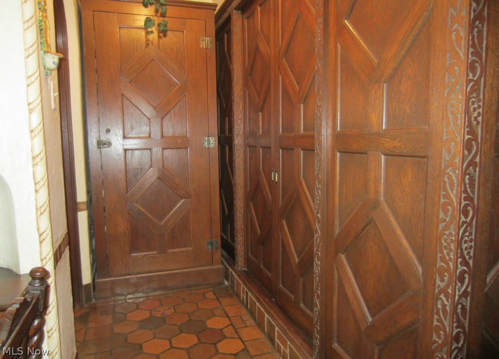 985 Merriman Road Akron, OH 44303 - Photo 24 of 25 Gallery Image 24