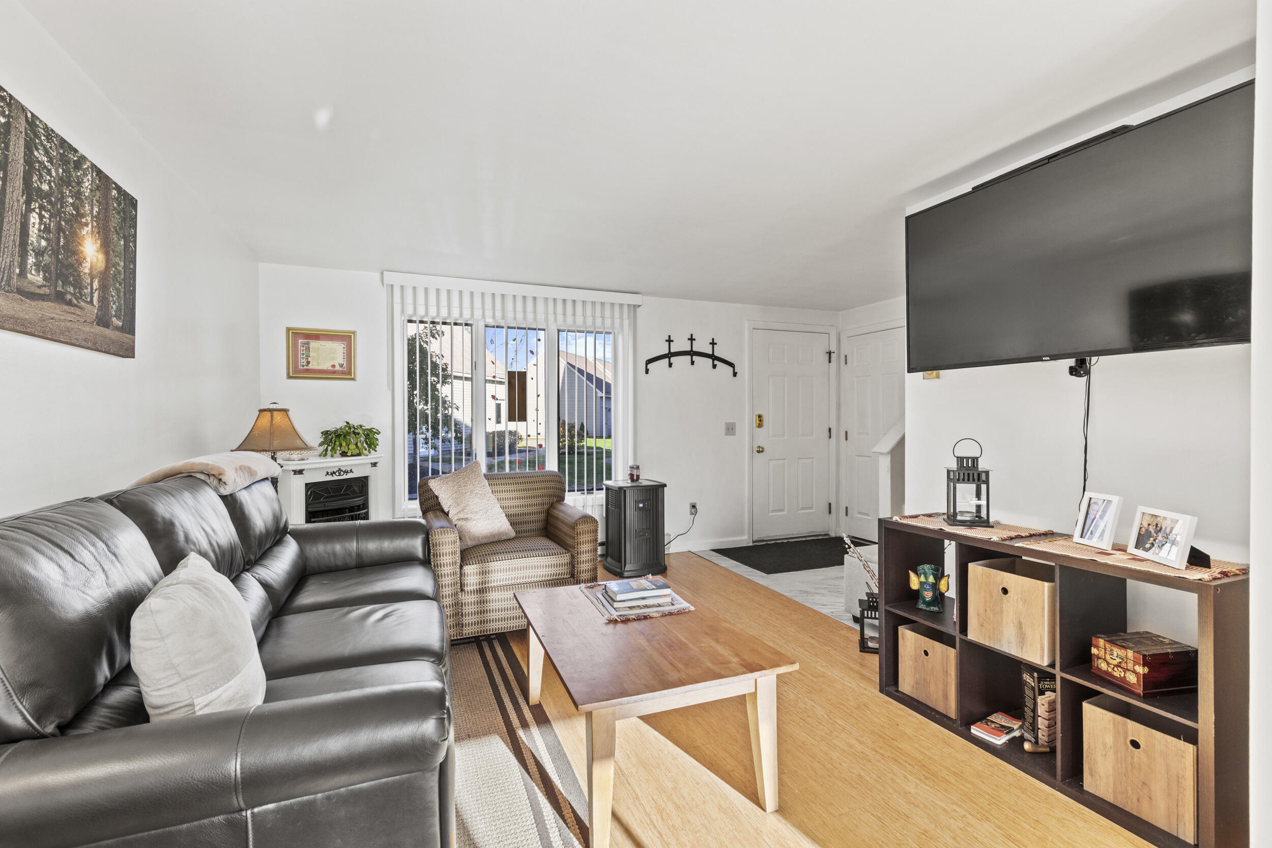 280 Longfellow Street, Unit 9 Westbrook, ME 04092 - Photo 14 of 29 280 longfellow st, westbrook014