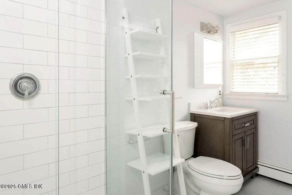 3 Old Field Point Road, Unit 4 Greenwich, CT 06830 - Photo 7 of 8 Bath