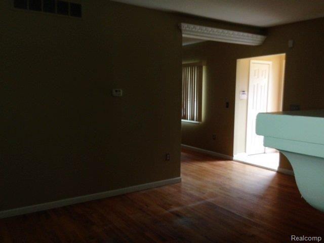 4261 Yorkshire Road Detroit, MI 48224 - Photo 9 of 24 image (8).jpeg