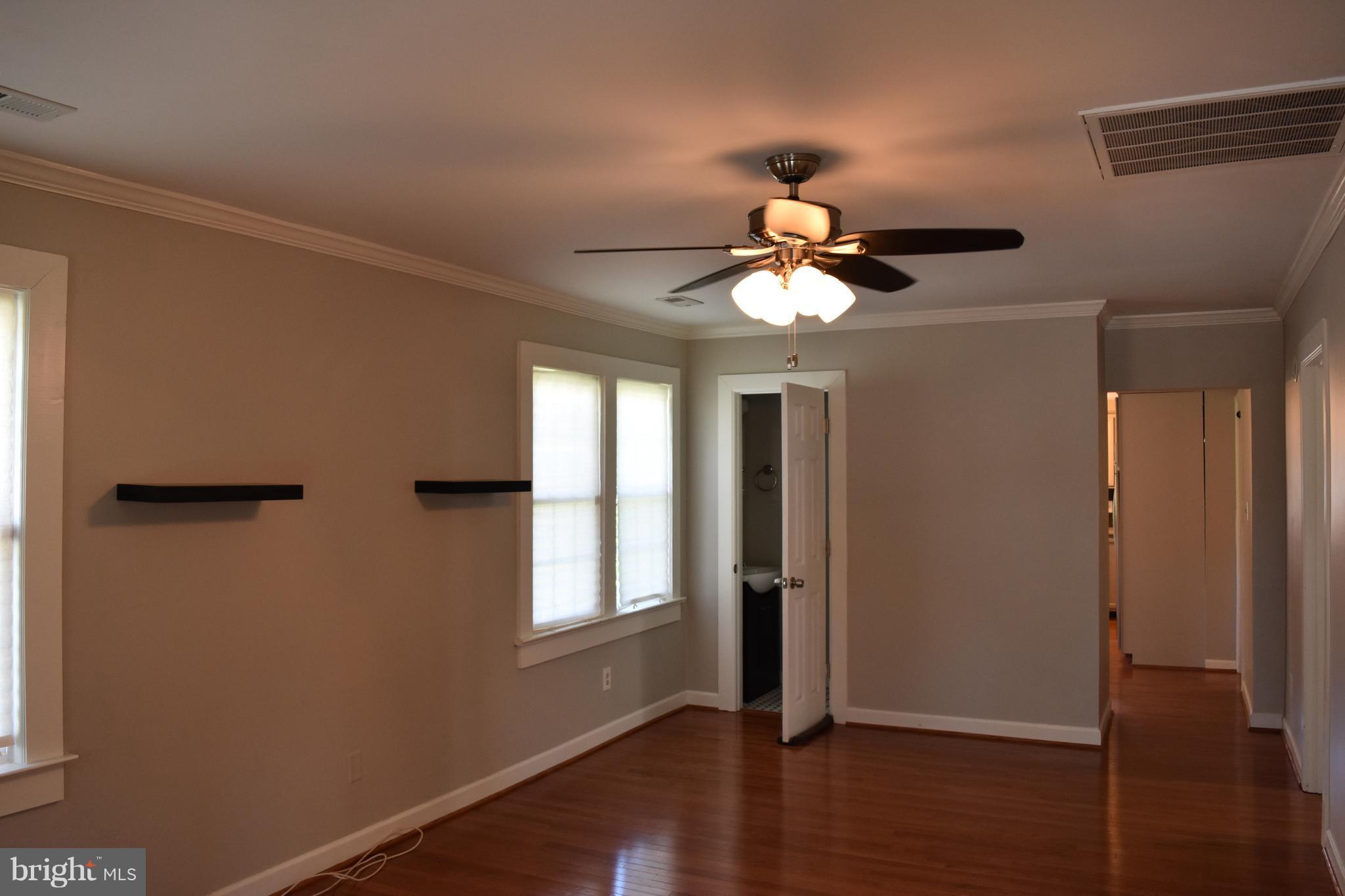 64 Truslow Road Fredericksburg, VA 22405 - Photo 3 of 11 Living Room