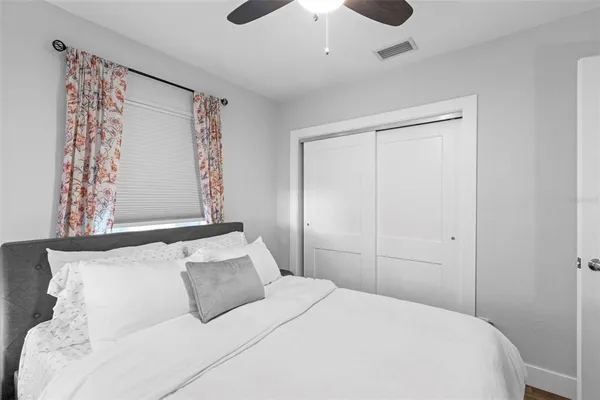 $3,600 | 3501 Boca Ciega Drive North, St. Petersburg, FL 33710