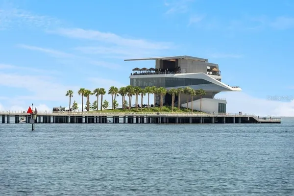 $3,600 | 3501 Boca Ciega Drive North, St. Petersburg, FL 33710