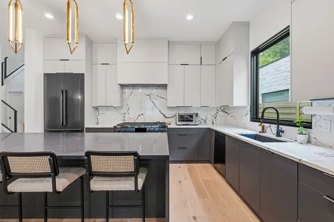 $1,599,990 | 2004 Riverview Street, Austin, TX 78702
