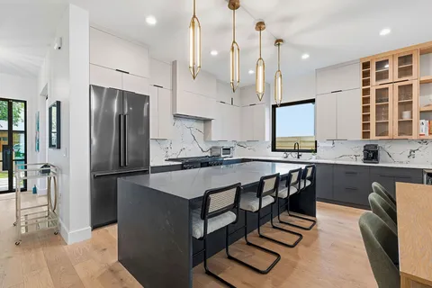 $1,599,990 | 2004 Riverview Street, Austin, TX 78702