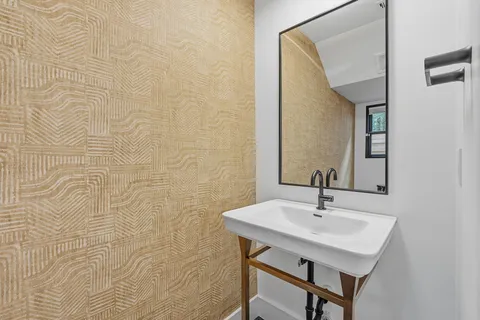 $1,599,990 | 2004 Riverview Street, Austin, TX 78702