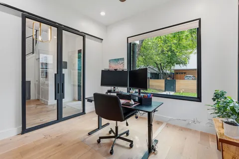 $1,599,990 | 2004 Riverview Street, Austin, TX 78702