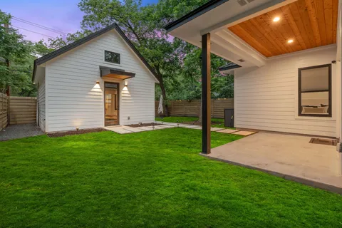 $1,599,990 | 2004 Riverview Street, Austin, TX 78702