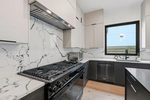 $1,599,990 | 2004 Riverview Street, Austin, TX 78702