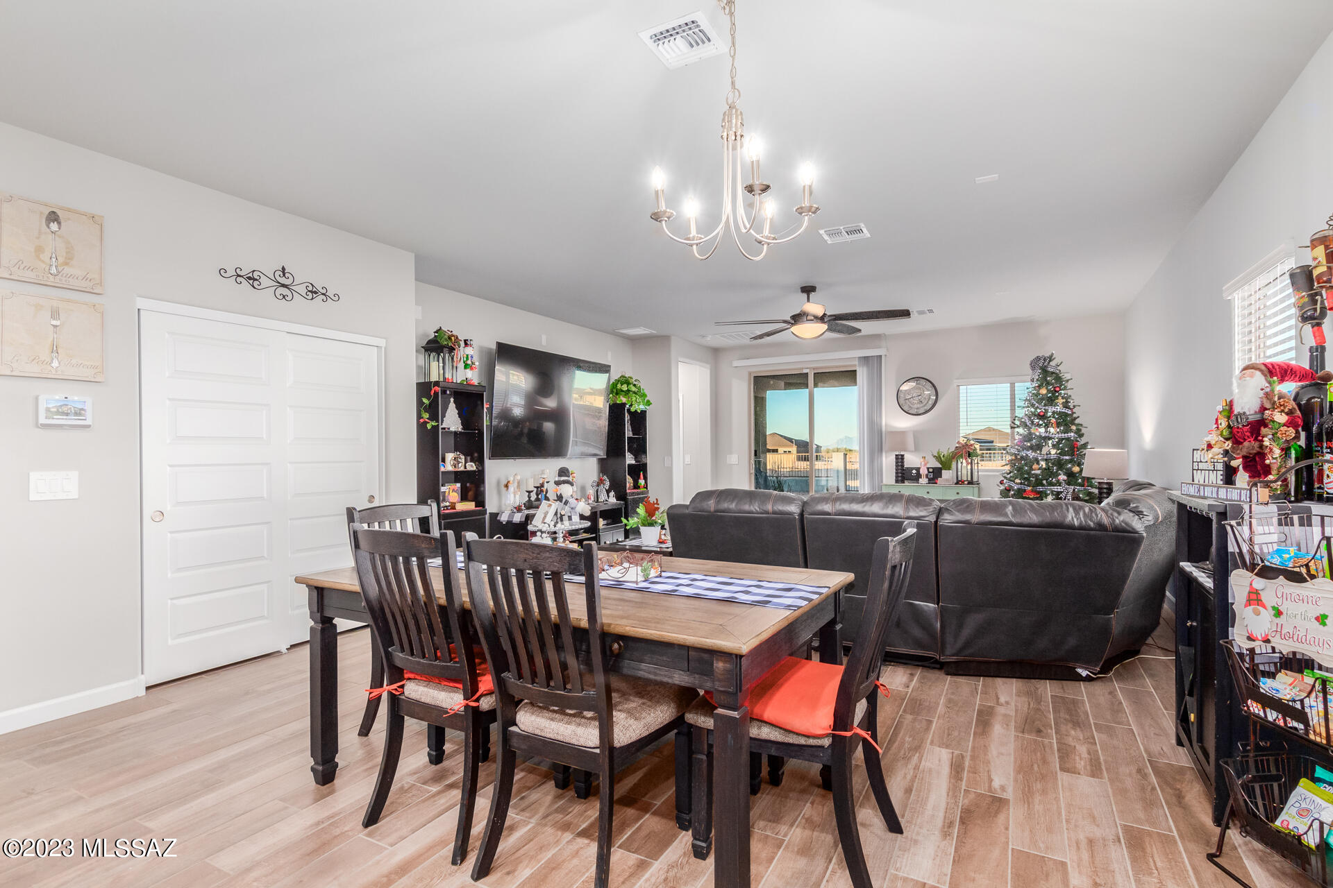 17162 West Gatling Road Marana, AZ 85653 - Photo 10 of 34