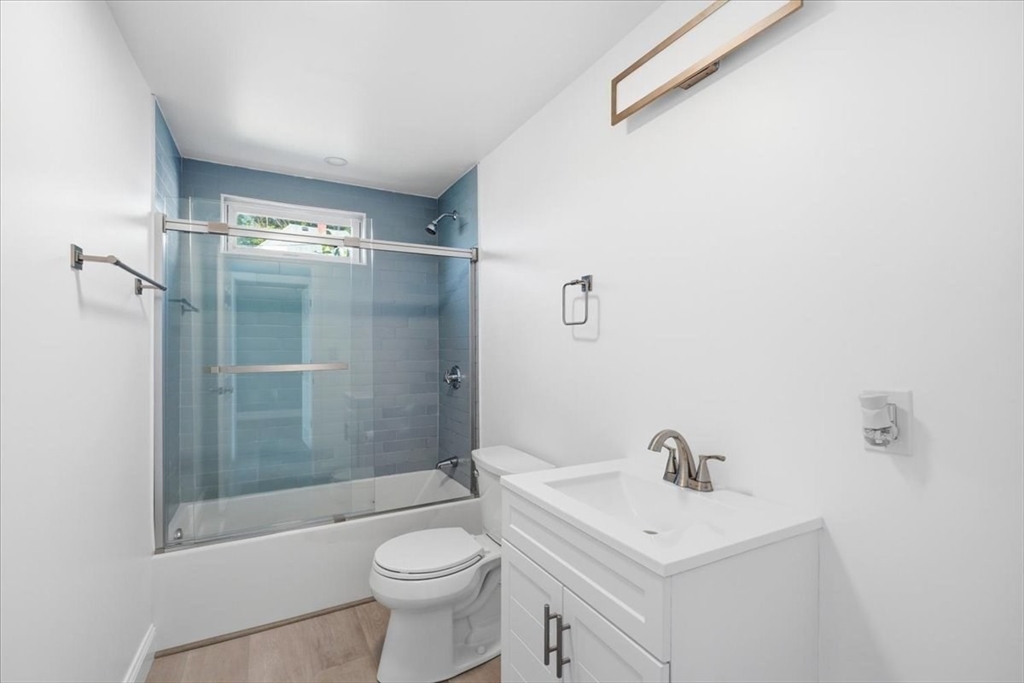 26 Bay Street, Unit 1 Hull, MA 02045 - Photo 8 of 26
