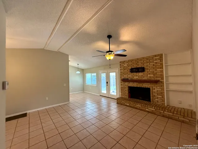 $1,500 | 9458 Charter Point, San Antonio, TX 78250