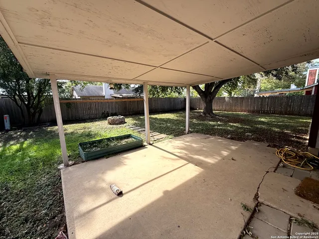 $1,500 | 9458 Charter Point, San Antonio, TX 78250