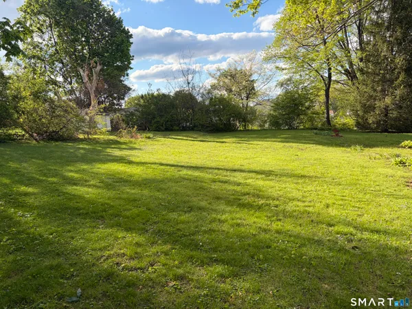 $3,300 | 8 Wixted Avenue, Danbury, CT 06810