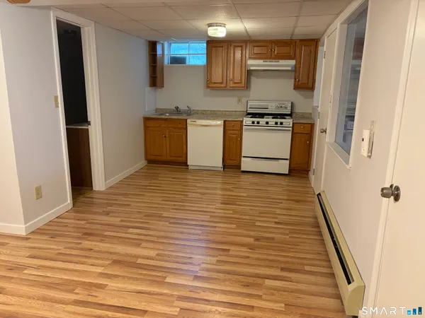 $3,300 | 8 Wixted Avenue, Danbury, CT 06810