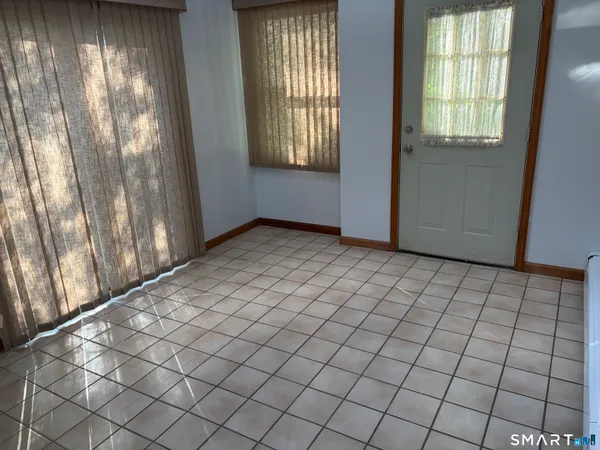 $3,300 | 8 Wixted Avenue, Danbury, CT 06810