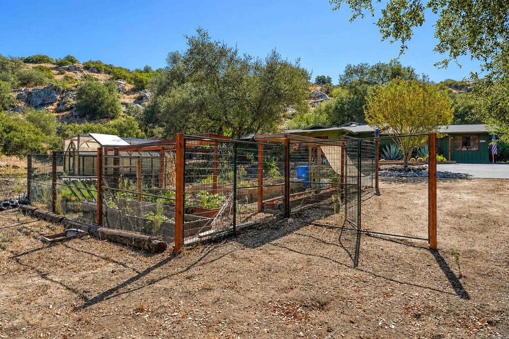 15655-77 Oak Valley Road Ramona, CA 92065 - Photo 46 of 49 Gallery Image 46