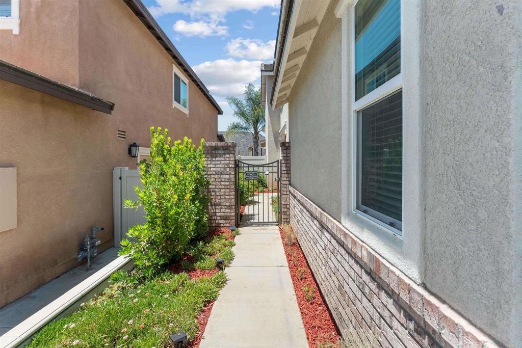 35664 Asturian Way Fallbrook, CA 92028 - Photo 35 of 56