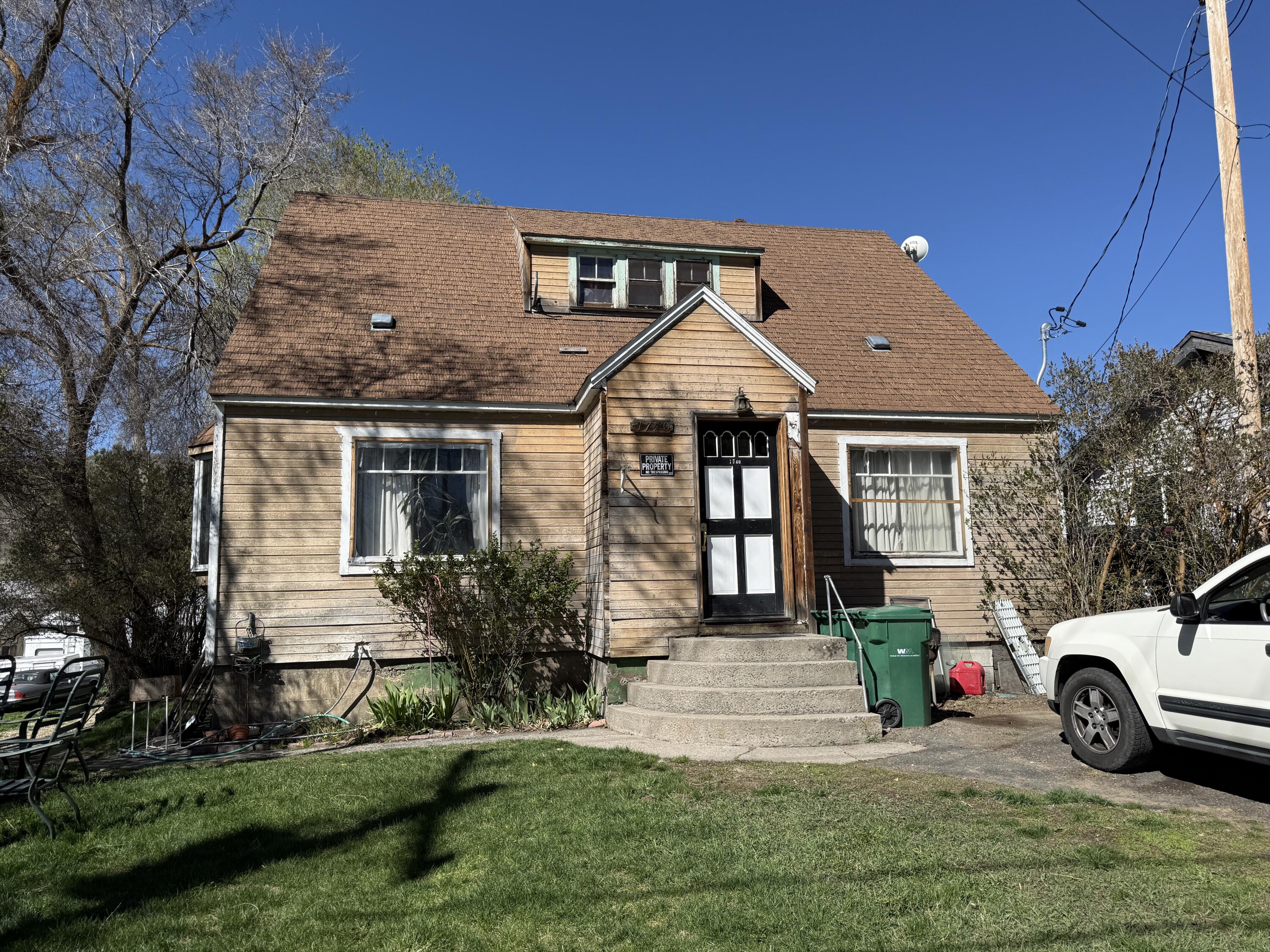 1740 Riverside Drive Klamath Falls, OR 97601 - Photo 1 of 30 01